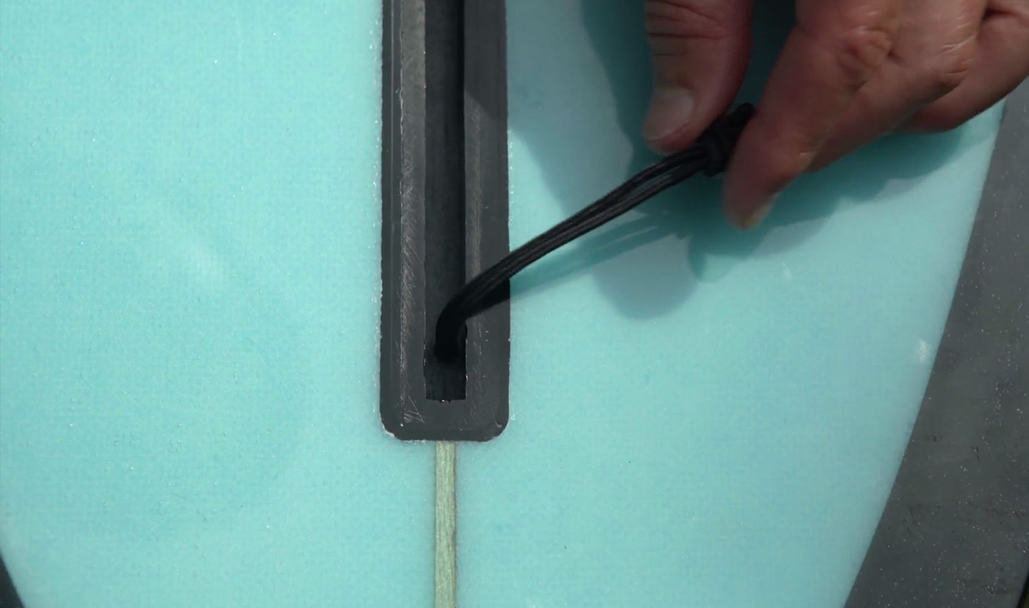How to attach a traditional leash string Global Surf Industries USA